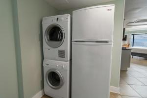 Deluxe Oceanfront King Room 2nd Floor