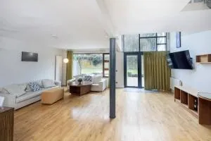 The Walled Garden - Midleton