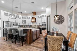 Entertainment Dream House