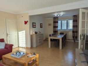 Gîte chaleureux en pleine campagne avec cour privée, vélos, ping-pong et à 1h de Paris - FR-1-590-22