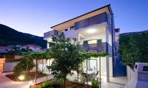 Apartments and rooms by the sea Komiza, Vis - 9722 - Potok