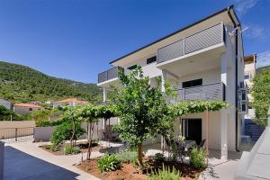 Apartments and rooms by the sea Komiza, Vis - 9722