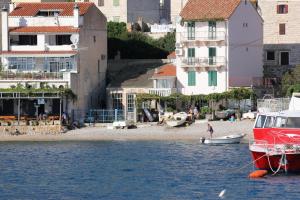 Apartments and rooms by the sea Komiza, Vis - 9722