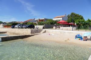 Apartments by the sea Barbat, Rab - 21957