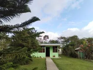 Green Line House - San Carlos