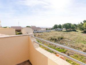 Villas Pavillon T3 avec piscine, climatisation et parking a Narbonne-Plage - FR-1-409-248 : photos des chambres