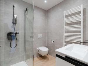 Villas Pavillon T3 avec piscine, climatisation et parking a Narbonne-Plage - FR-1-409-248 : photos des chambres