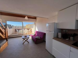 Duplex central avec terrasse, parking et équipements modernes pour 6 personnes à Marseillan - FR-1-387-201