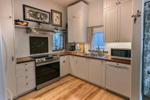 WestWood Shed in Nashville by Geodis Vanderbilt Belmont, 1 Accessible