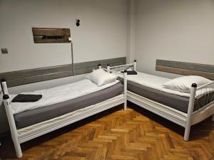 Pokoje pracownicze Кімнати для працівників,гуртожиток