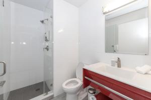 Queen Room room in Costa Norte Boutique Hotel