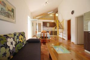 Wohnung in Baška mit Eigenem Balkon - b44468