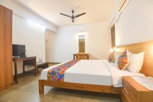 FabHotel Holiday Suites
