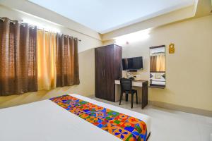 FabHotel New Annapurna Plaza - Nr Axis Mall