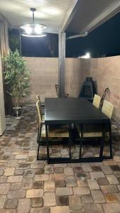 New,and Modern Home close to the strip