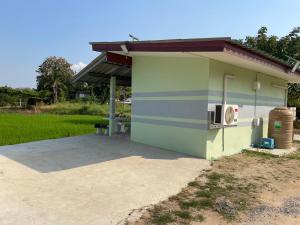 Srihome ยายศรีโฮมแอนแคมป์ปิ้ง