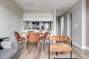 First Hill 1br w lounge gym rooftop SEA-696