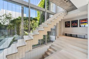 Brand New Dream Villa with Ocean View, Sauna & Gym