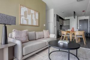 Blueground South Loop pool sports nr park CHI-1042