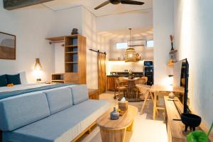 Alaya Homes C - Elegant Japandi Loft Suite in Seminyak