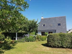 Maisons de vacances Langlazic - Maison 3 chambres avec jardin : Maison 3 Chambres