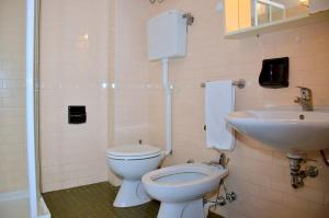 Bright flat overlooking the sea-Beahost