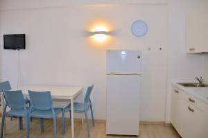 Beachfront two-room apartment-Beahost