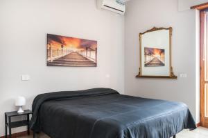 Deluxe Double or Twin Room with Balcony room in Travelershome Morena B&B