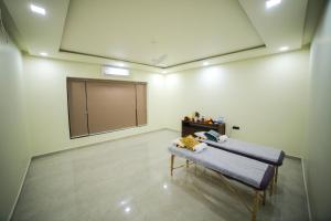 Lake Valley Resort and Spa Tirupati, 27 kms from Talakona Waterfall