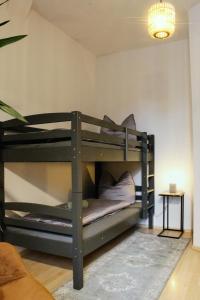 NUWILU ONE - Apartment mit Balkon im Herzen Erfurts - Magenta TV- Netflix - Disney