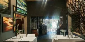 44 on Ennis Guest Lodge and Restaurant - NO LOAD SHEDDDING - Grootgewaagd