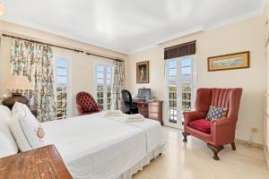 Spacy stylish Aloha townhouse