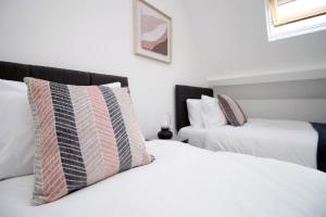 Chic 3-Bed Stay Near Cardiff’s Top Sights