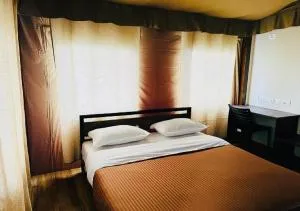 Heaven's Ledge - Dharmapuri