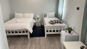 Studio - Sleeps 3 - Pet Friendly