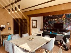 LA MARIEFACTURE - Comme à l'Ecole - 弗雷曼