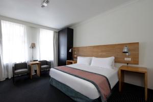 Executive Double Room with Spa Bath room in Catalonia Vondel Amsterdam