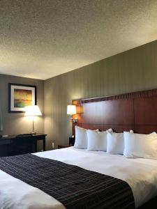 Country Inn & Suites by Radisson, Delta Park North Portland