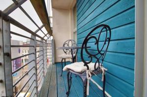 Dumfries (2 bed 2 bth in city centre)