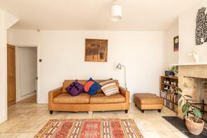 GuestReady - A Bohemian Home in Bath