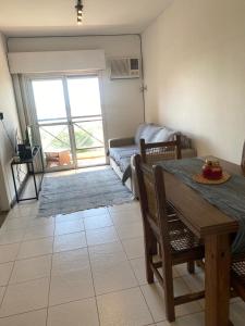 dpto a media cuadra de la costanera-Borgati