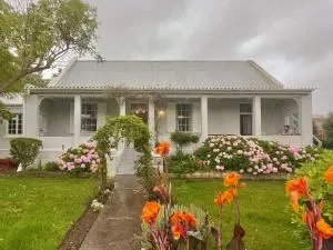 Rosehaven Cottage - Goedgeloof