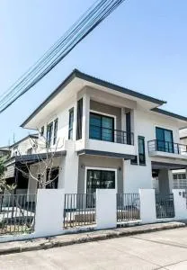 Simple & Cozy Home in prime location. Chiang Mai - Ban Nong Khrai Luang