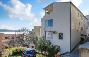 Two-Bedroom Apartment In Nemira