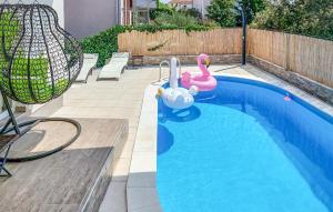 Stunning Apartment In Brodarica