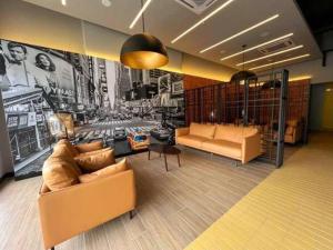 Studio Room near Gleneagles @ Embassy Row KLCC