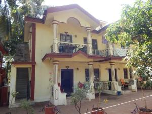 R mansion