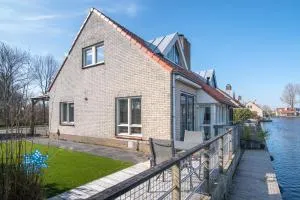 De Zilverreiger by Droomvilla - Langweer