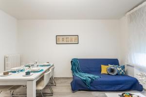 Tania Home - Pavia City - by Host4U