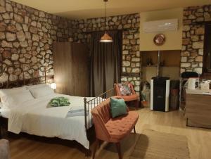 ΒΙΟΚΛΙΜΑΤΙΚΟ ΗΛΙΟΠΕΤΡΟΣΠΙΤΟ στην ΑΡΧΑΙΑ ΒΟΚΕΡΙΑ